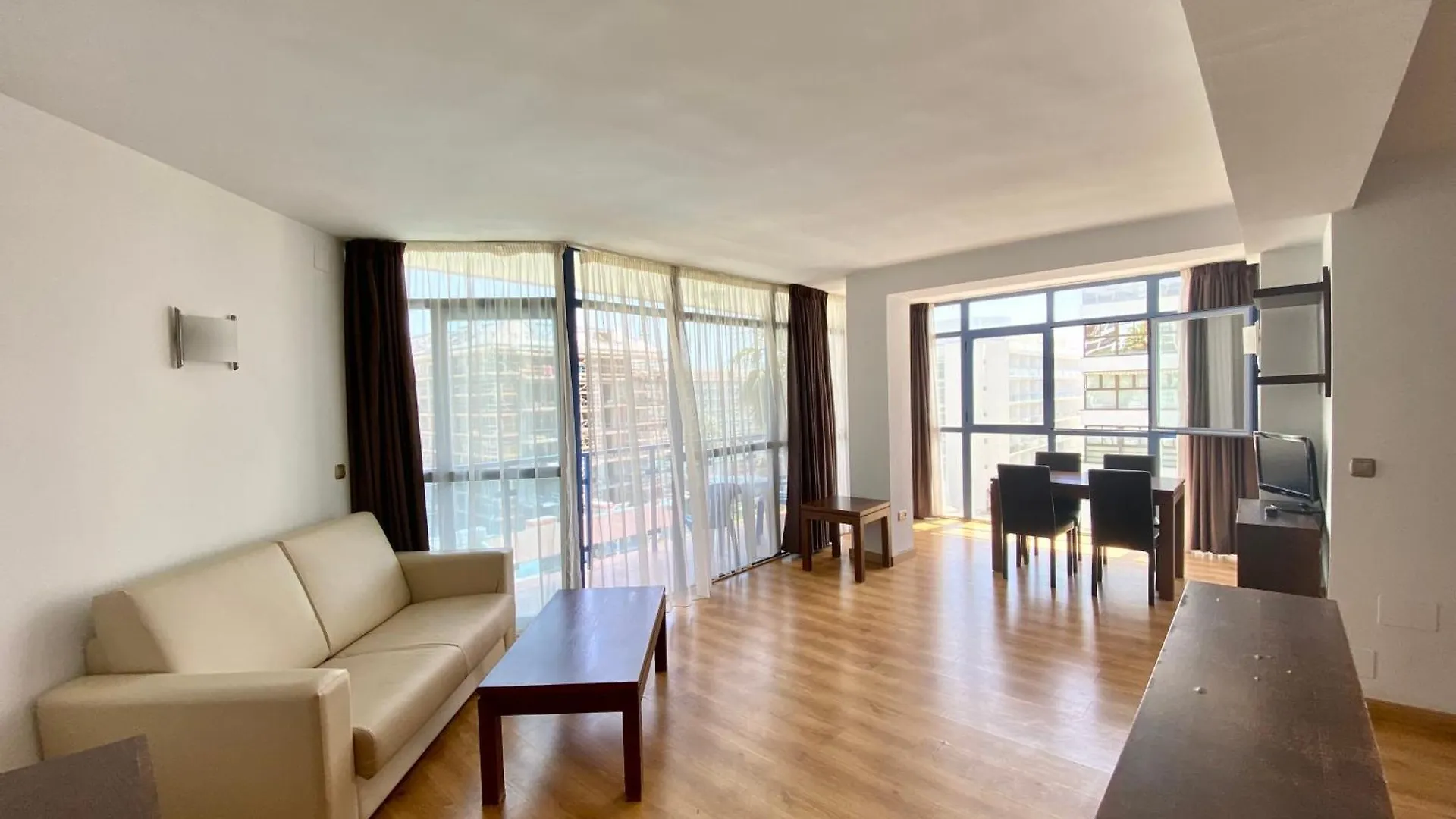 Apartamentos Ms Pepita Benalmádena