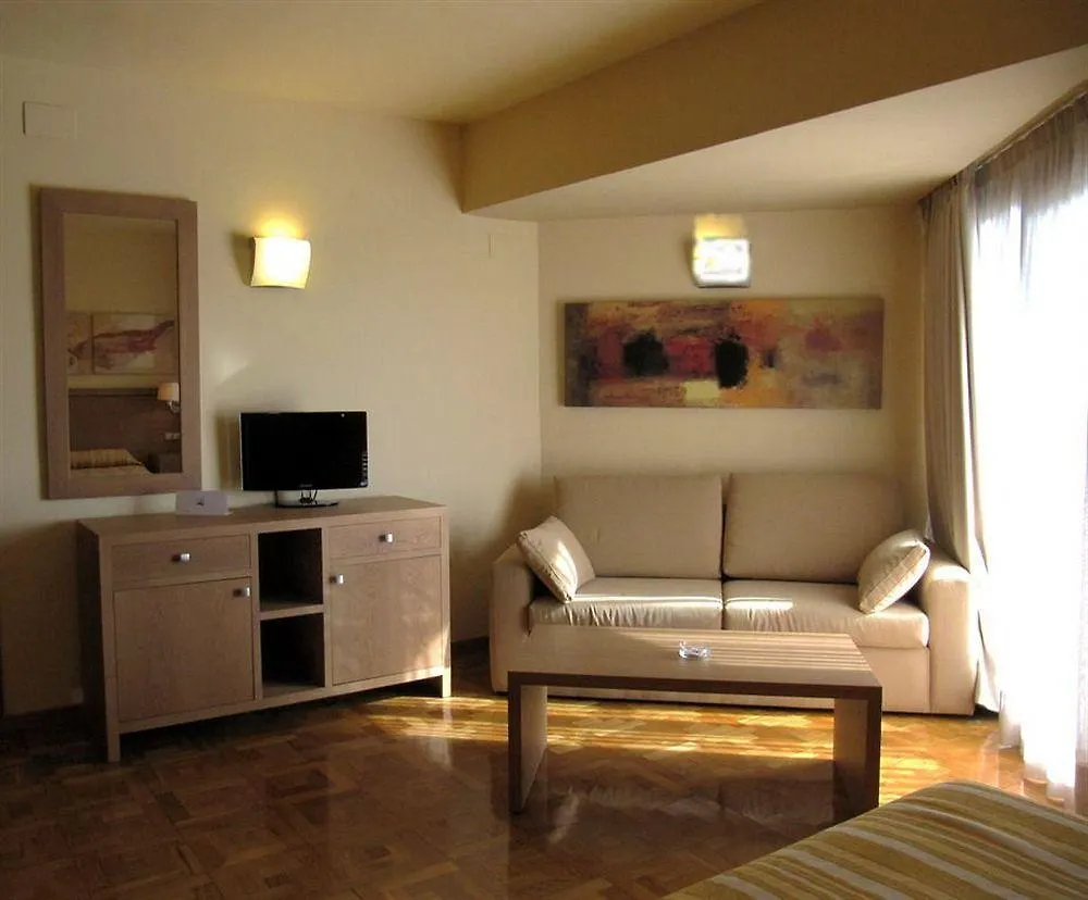 Apartamentos Ms Pepita Benalmádena Apartman