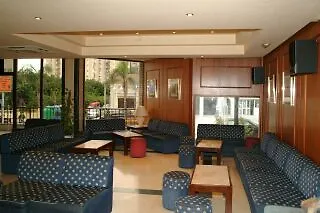 Apartamentos Ms Pepita 베날마데나코스타