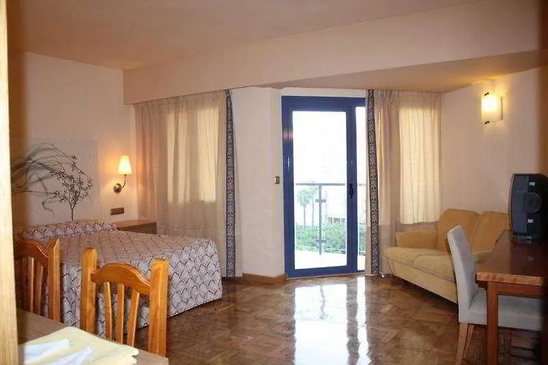 아파트 Apartamentos Ms Pepita 베날마데나코스타 스페인